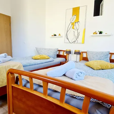 Apartment Elena Flat Tulpe Zentrum *
